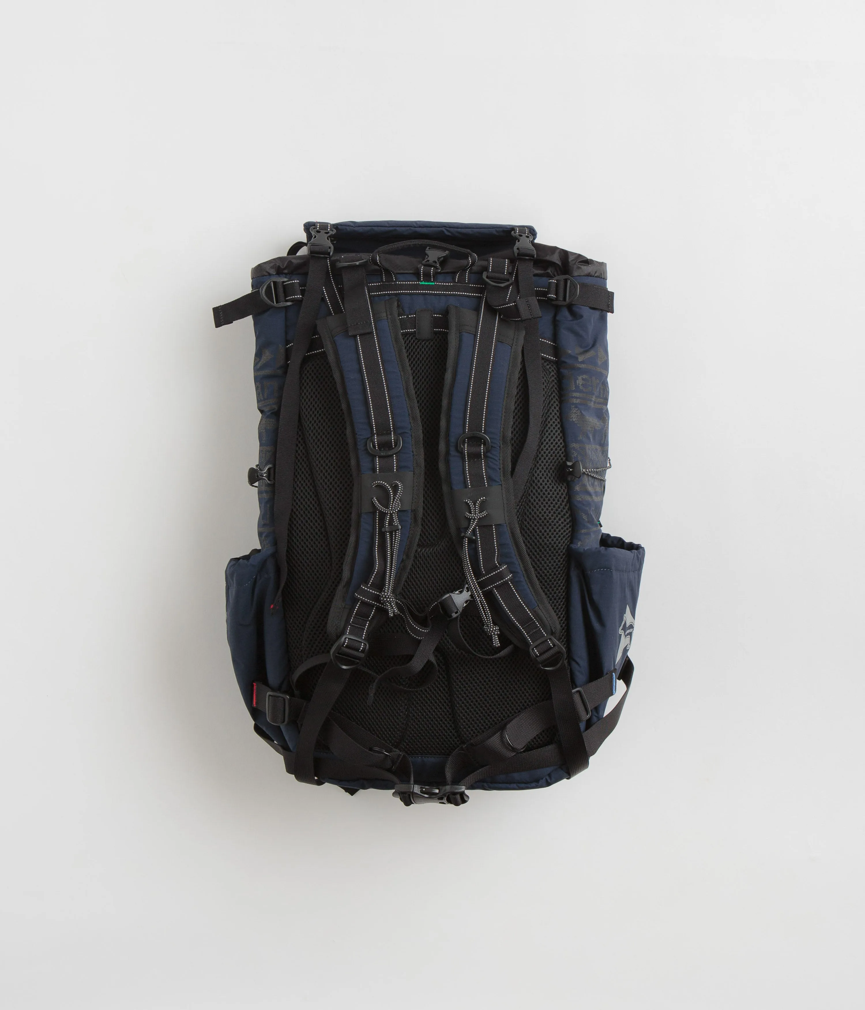 and wander x Maison Kitsune 30L Backpack - Navy