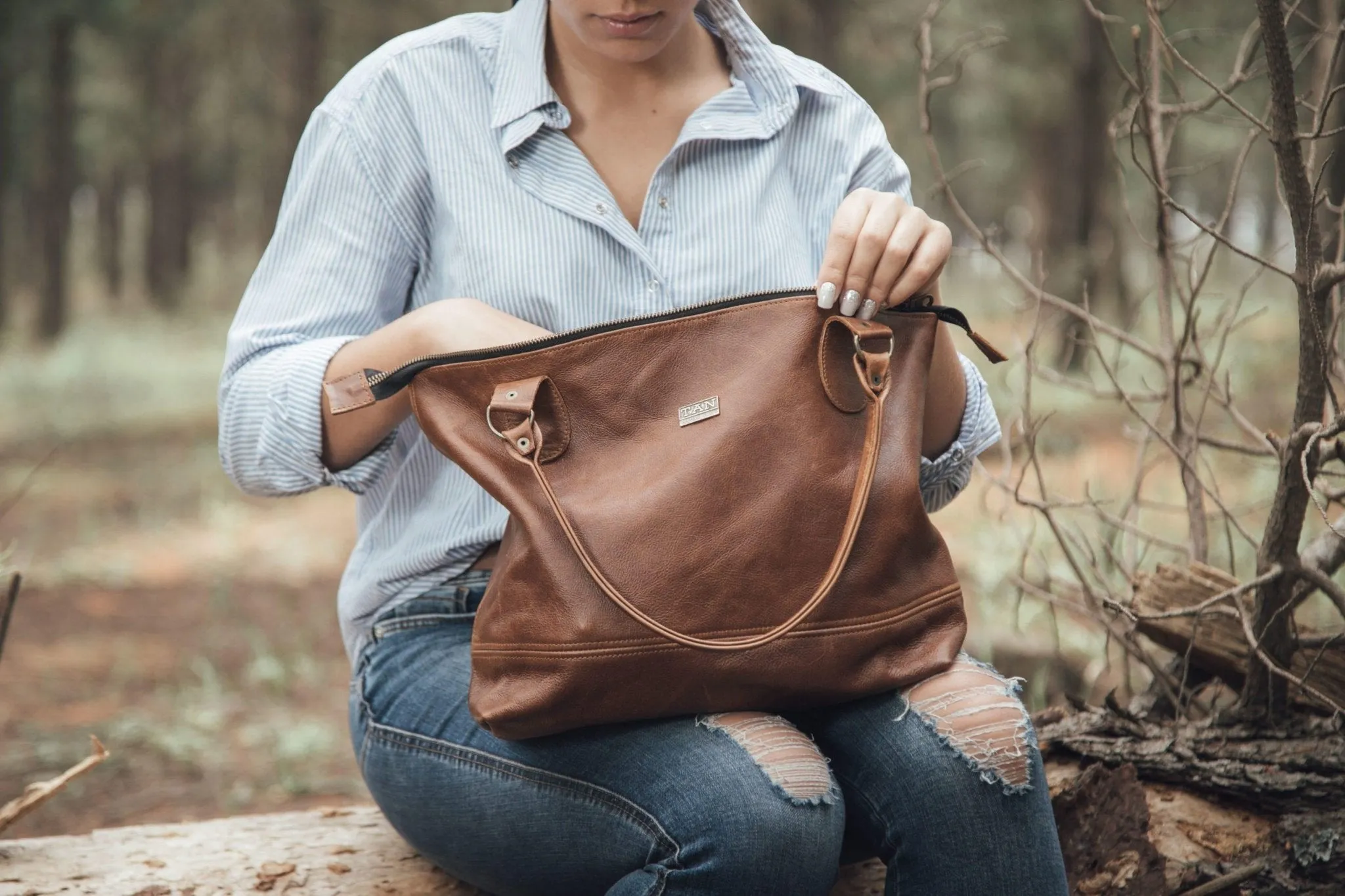 Tan Leather Goods - Daisy Leather Handbag | Pecan